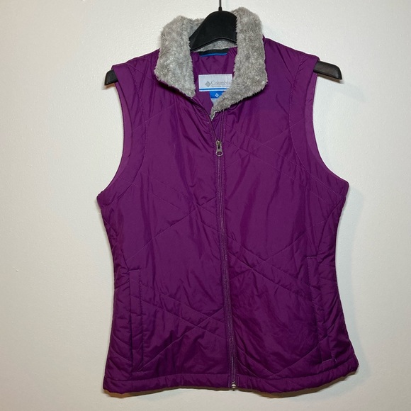 Faux Fur Collar Quilted Vest Size 